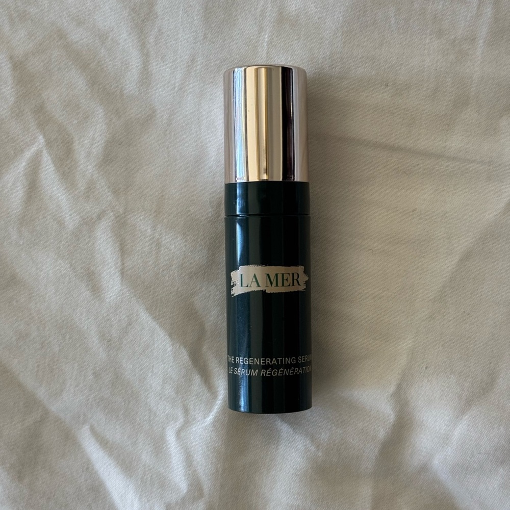 La Mer Regenerating Serum